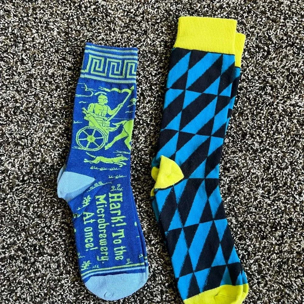 Two pairs of men’s socks